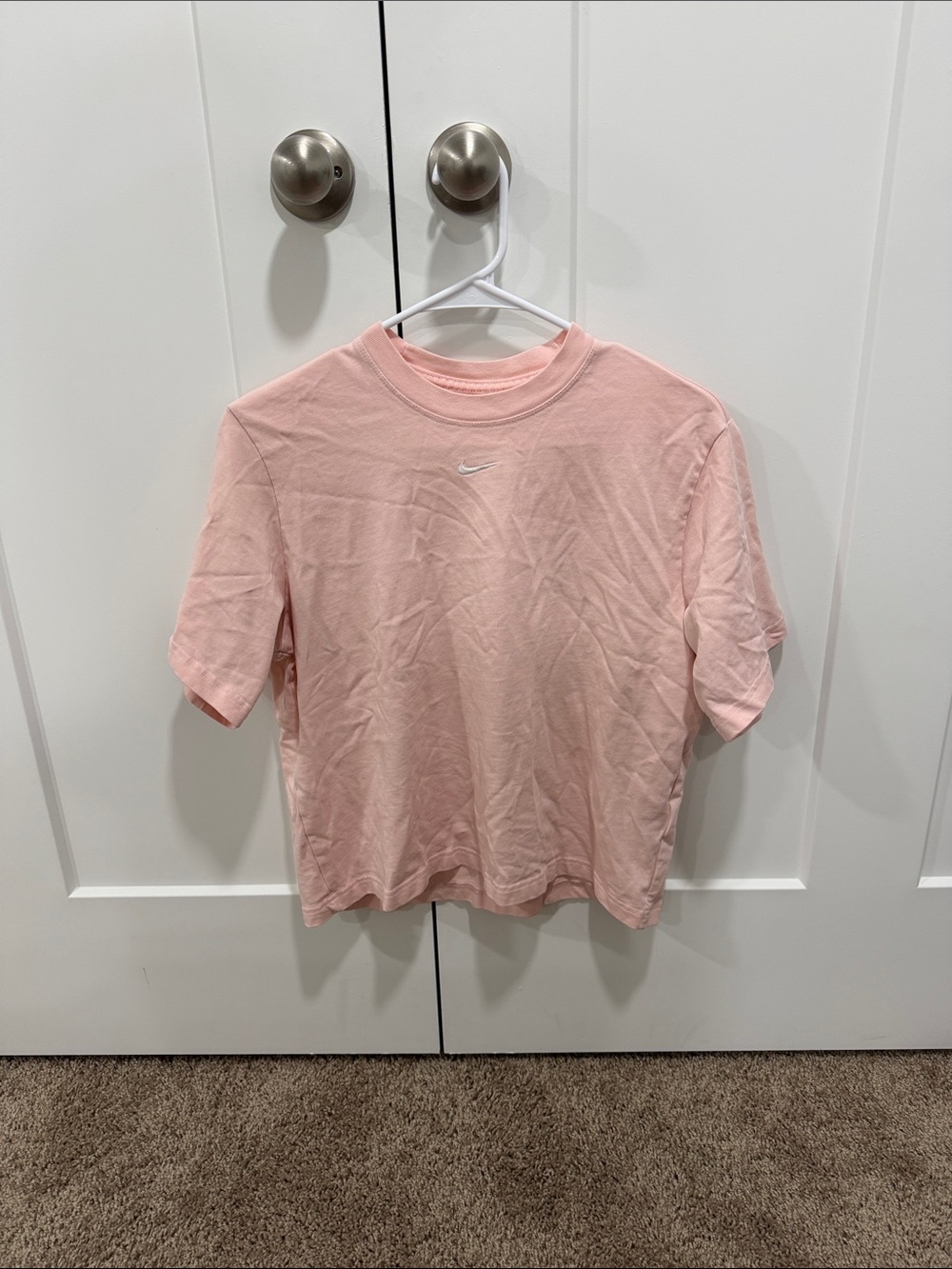 Nike tee women's
